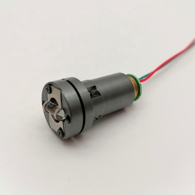 Modulo laser a linea da 555 nm per una corrente di funzionamento massima di 430 mA in applicazioni industriali