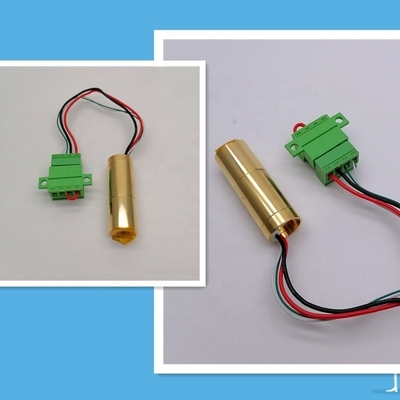 1.8-2.3V Alta stabilità 1.2W 555nm DPSS Green Laser per laboratorio e studio scientifico